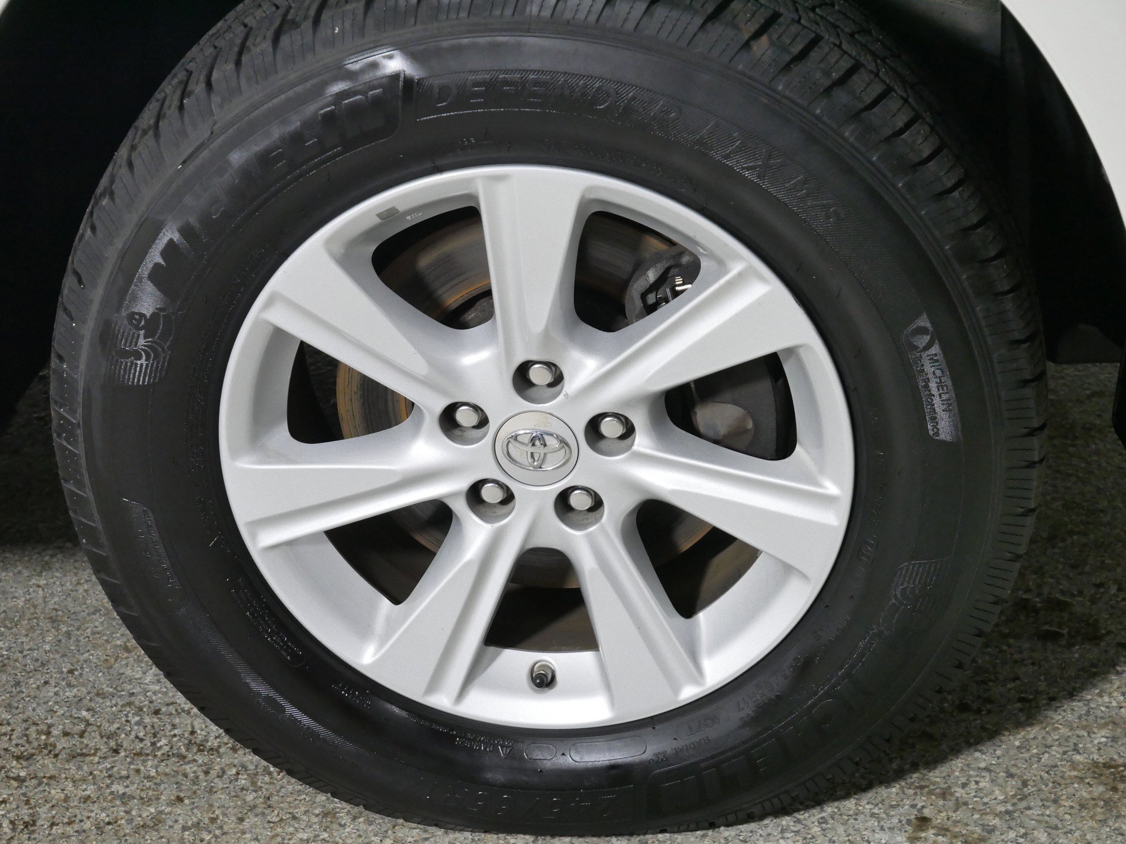Used 2012 Blizzard Pearl Toyota SE image 15