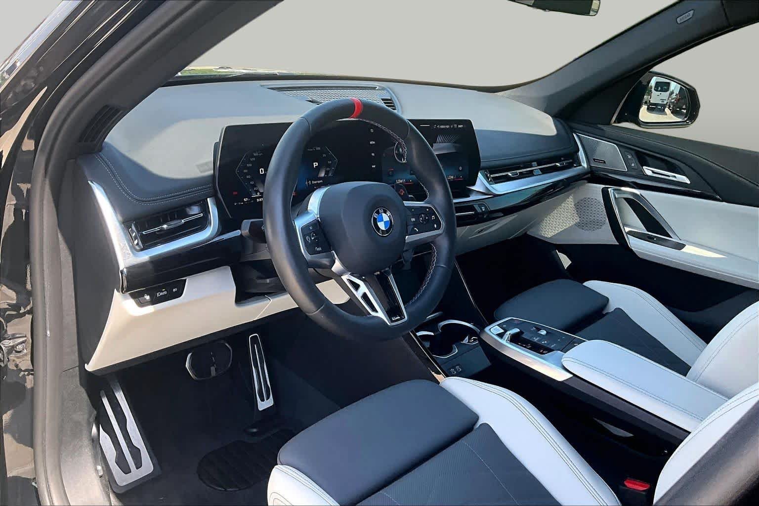Used 2026 Black Sapphire Metallic BMW M35i image 16