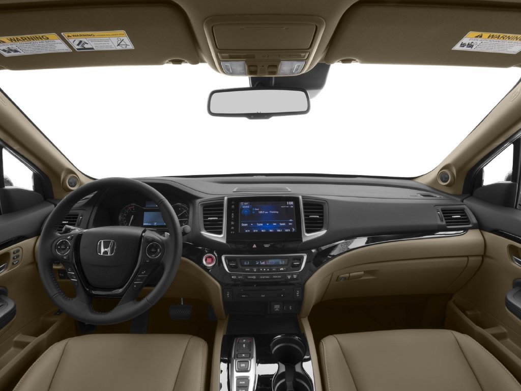 Used 2017  Honda Touring image 5