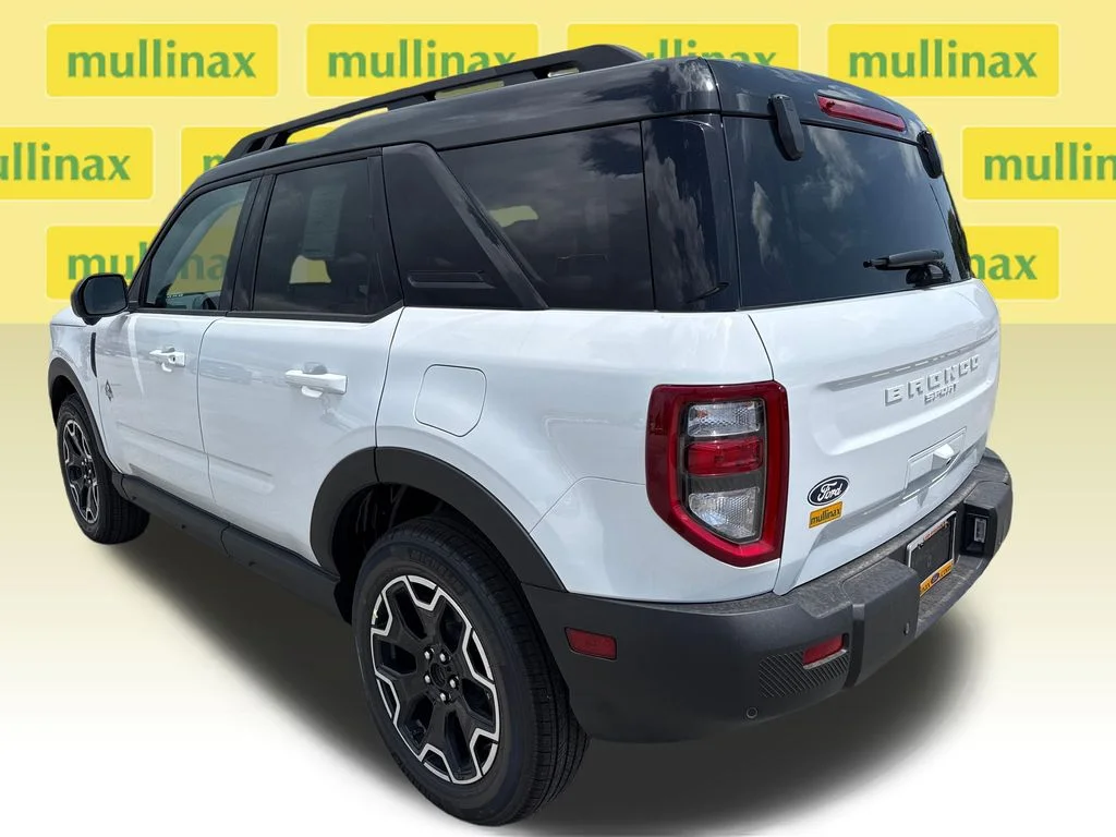 New 2026 White Ford Outer Banks image 4