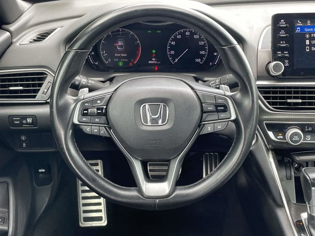 Used 2018  Honda Sport image 24