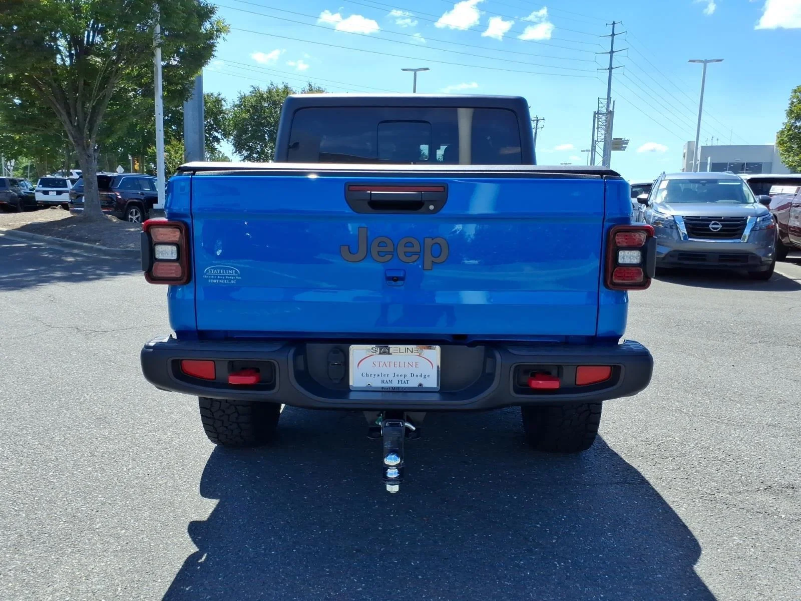 Used 2024 Hydro Blue Pearlcoat Jeep Rubicon image 17