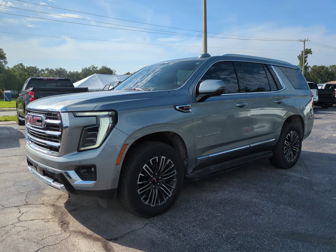 Used 2025 Sterling Metallic GMC Elevation image 8