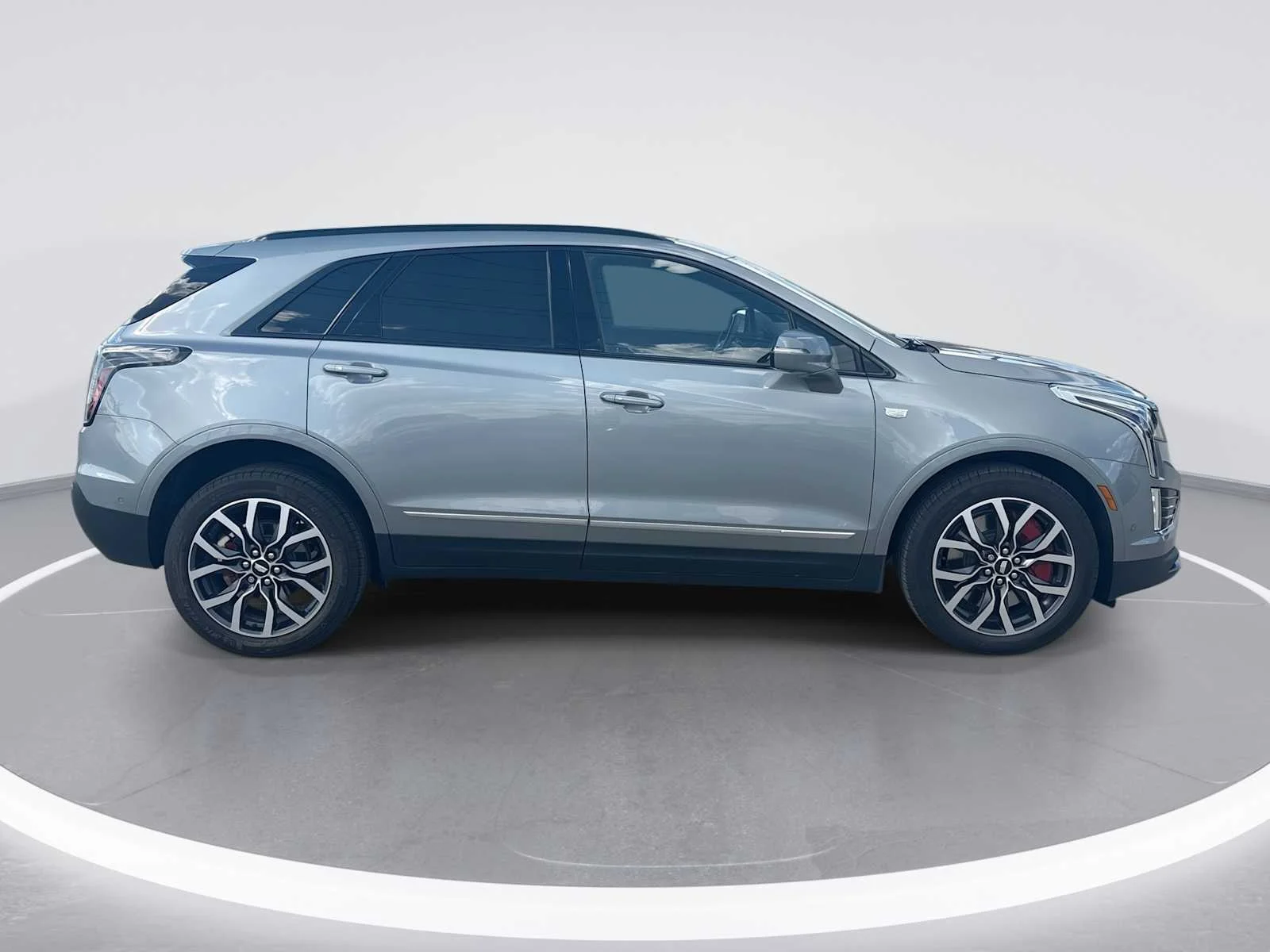 Used 2025 Argent Silver Metallic Cadillac Sport image 10