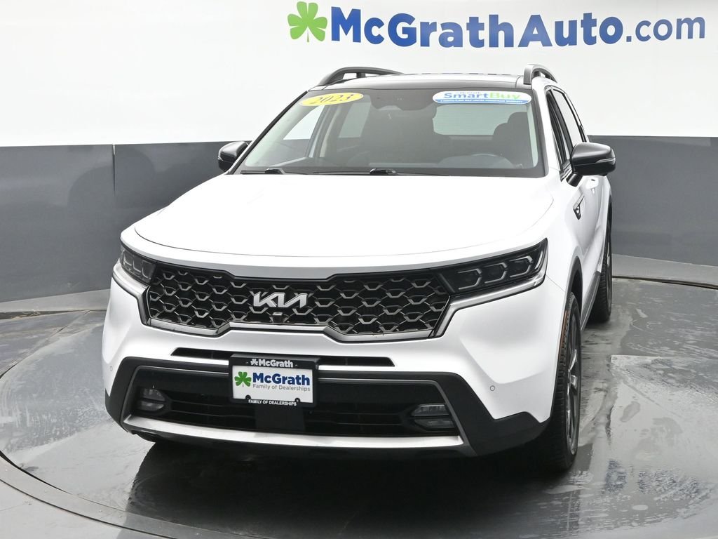 Used 2023 White Kia X-Line SX Prestige image 6