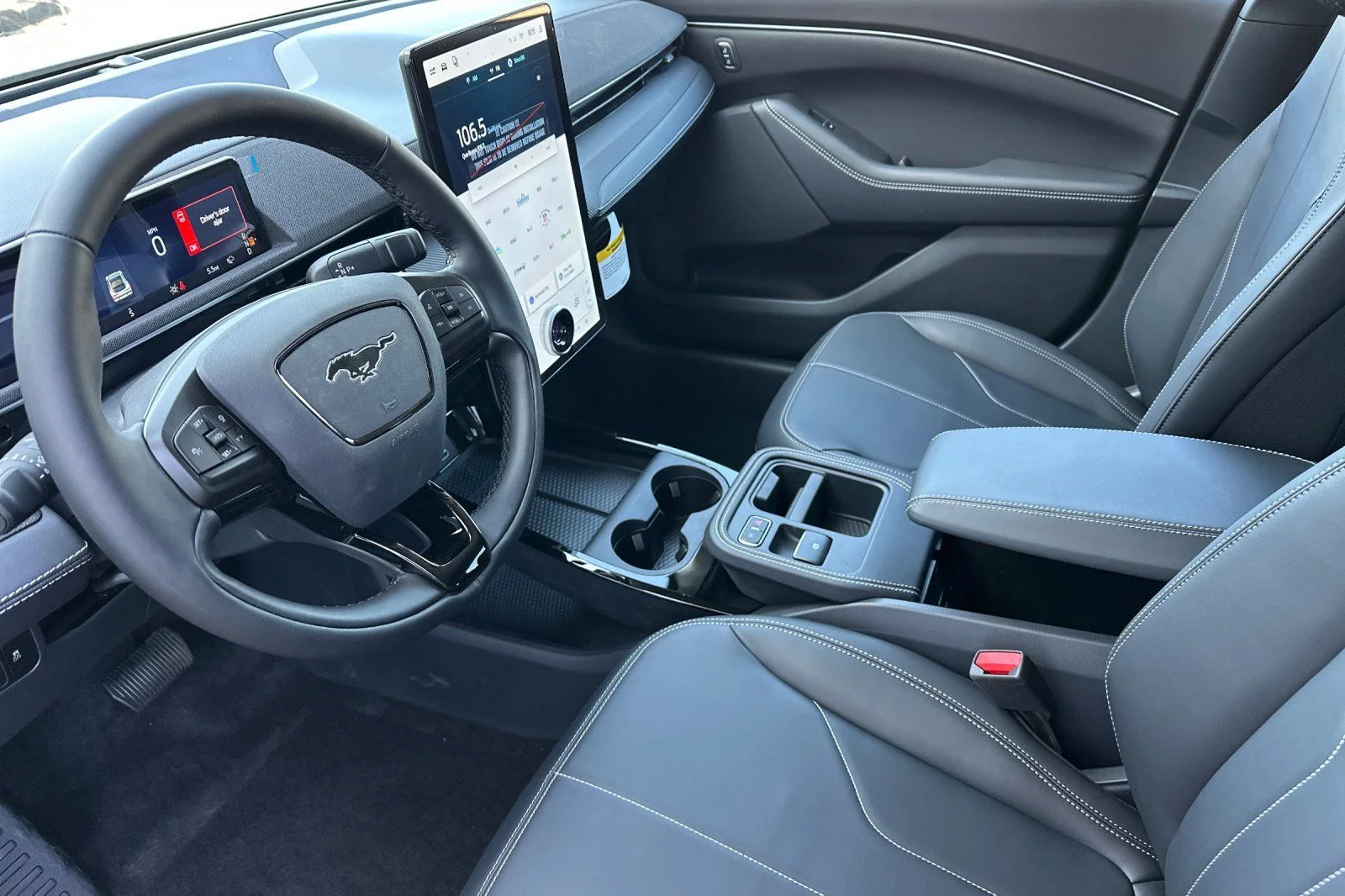 New 2026 Desert Sand Ford Select image 6