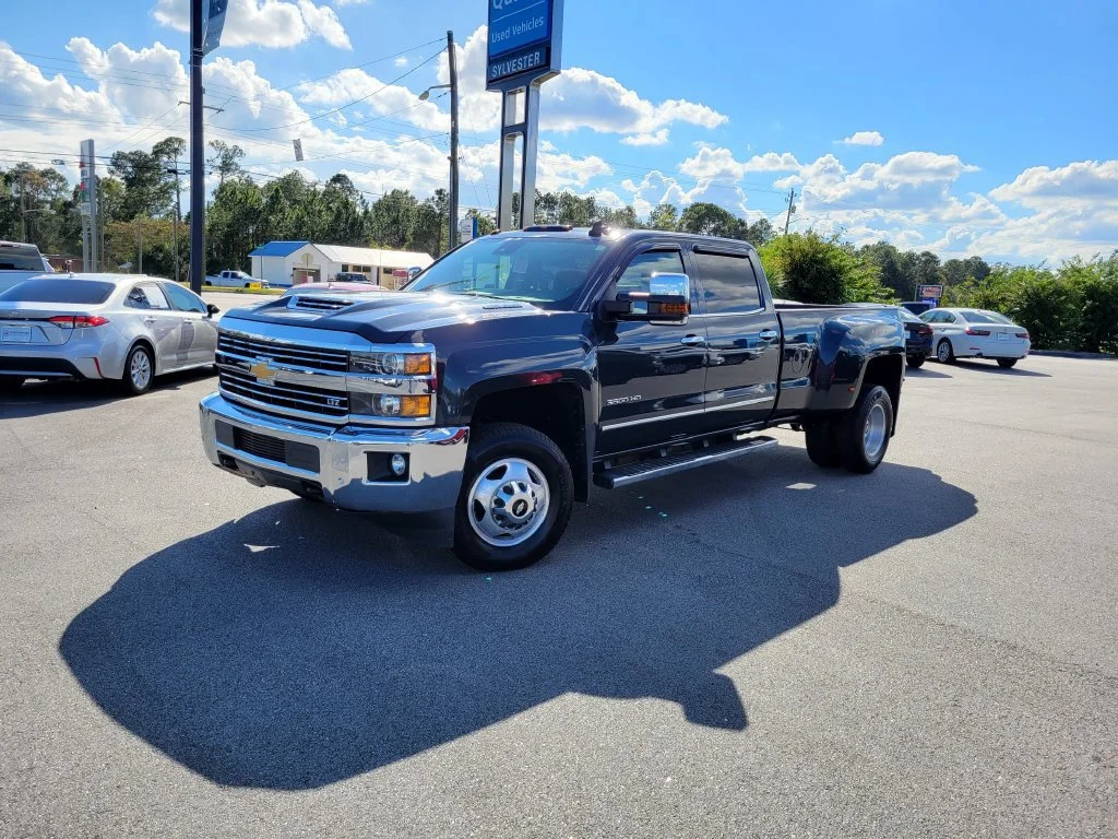 Used 2019 GRAPHITE METALLIC Chevrolet LTZ image 2