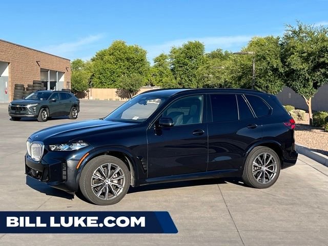 Used 2026 Black BMW xDrive40i image 1