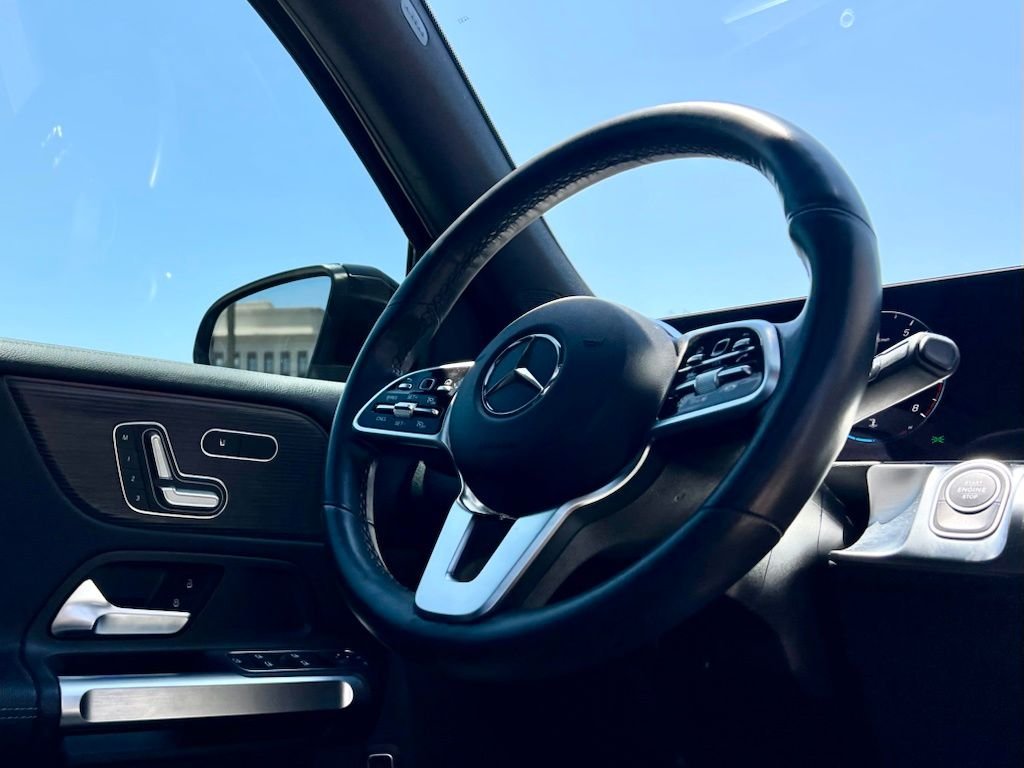 Certified Used 2023 Black Mercedes-Benz GLB 250 image 9