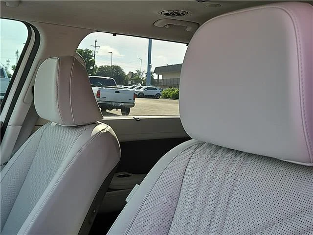 New 2026 Creamy White Pearl Hyundai Blue SEL image 11
