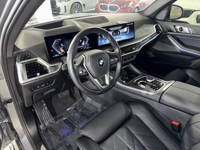 Certified Used 2025 Skyscraper Grey Metallic BMW xDrive50e image 20