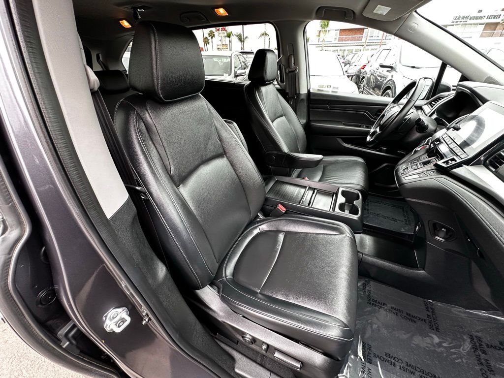 2024 Honda Odyssey EX-L - Photo 16