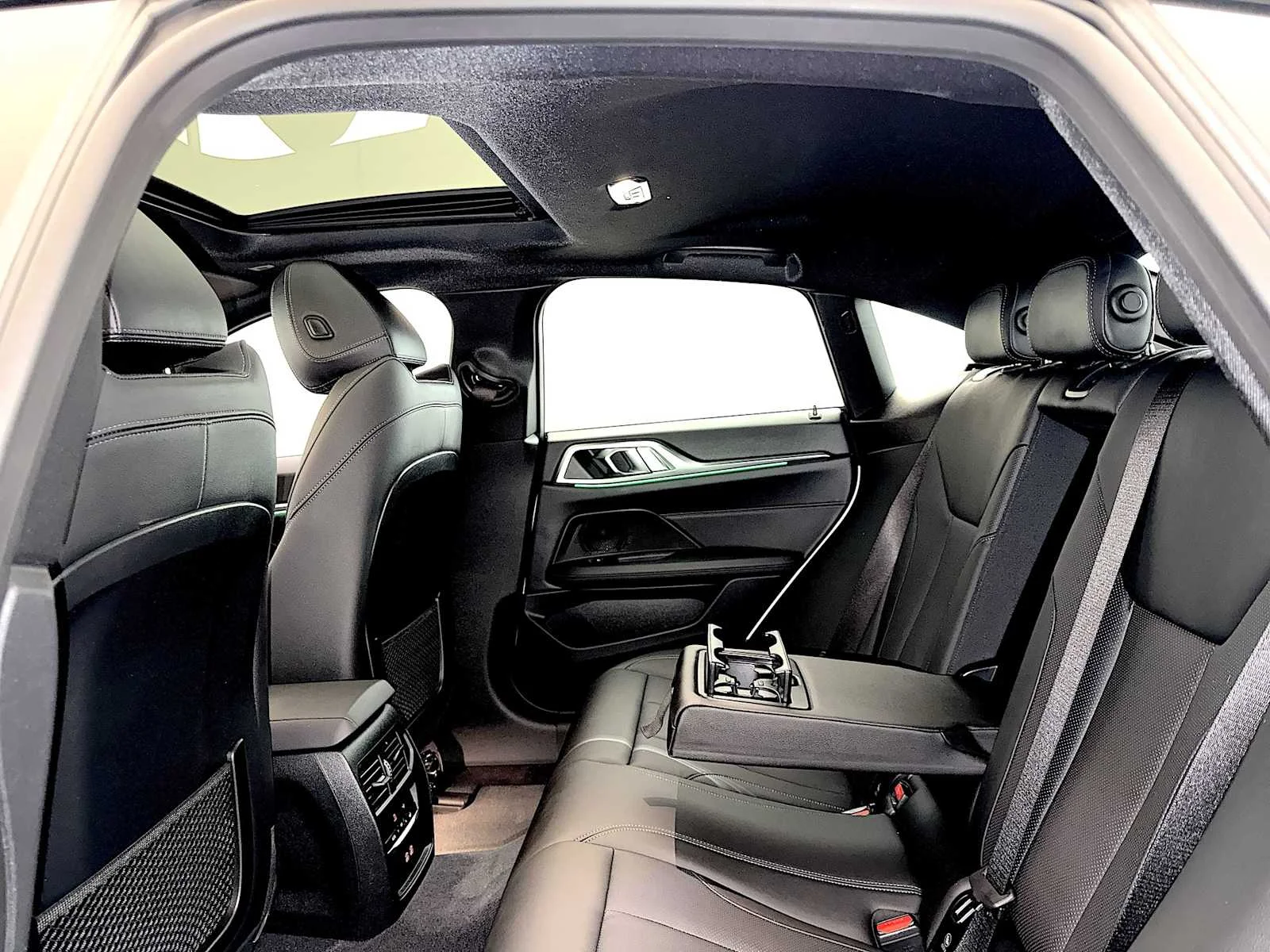2023 BMW i4 40 - Photo 21
