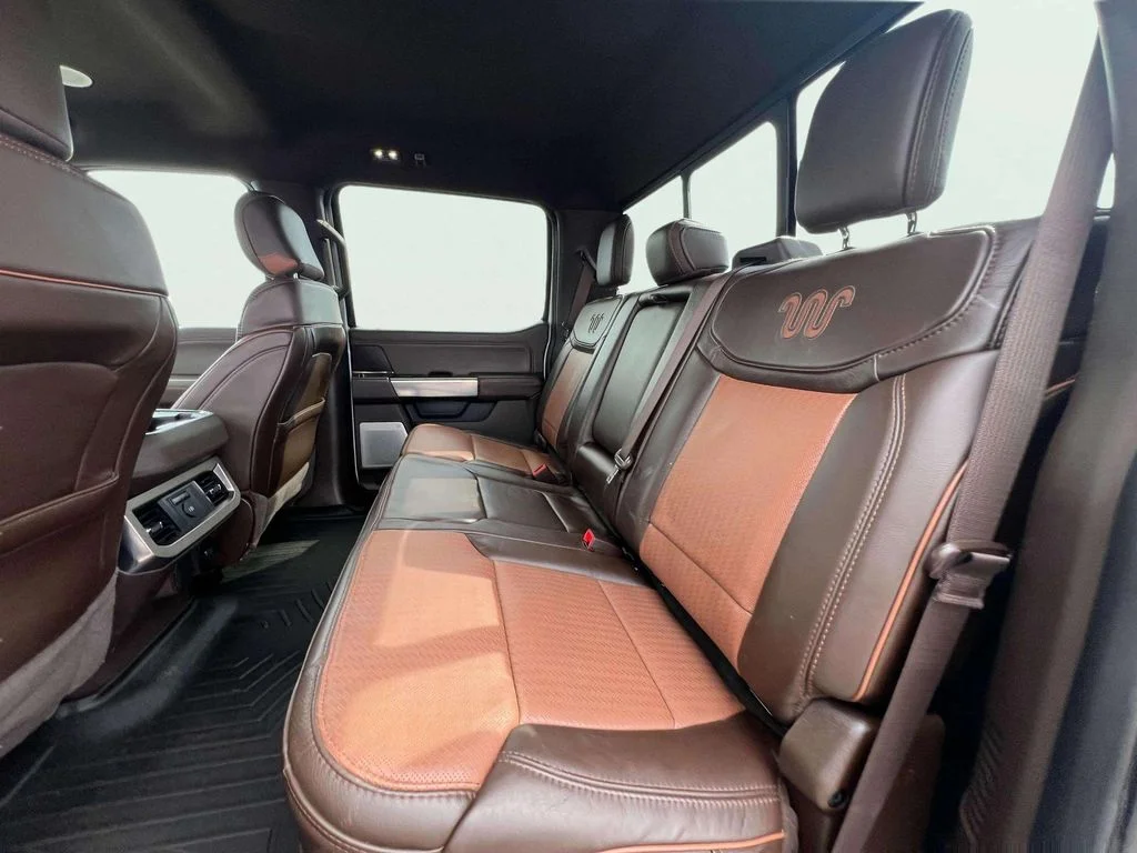 Used 2023 Oxford White Ford King Ranch image 19