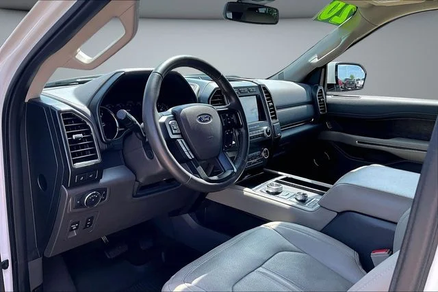 Used 2020 Star White Ford Limited image 17