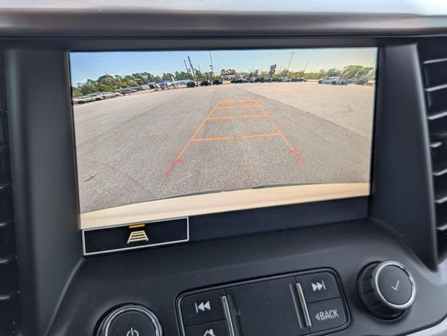 Used 2021 White GMC AT4 image 19