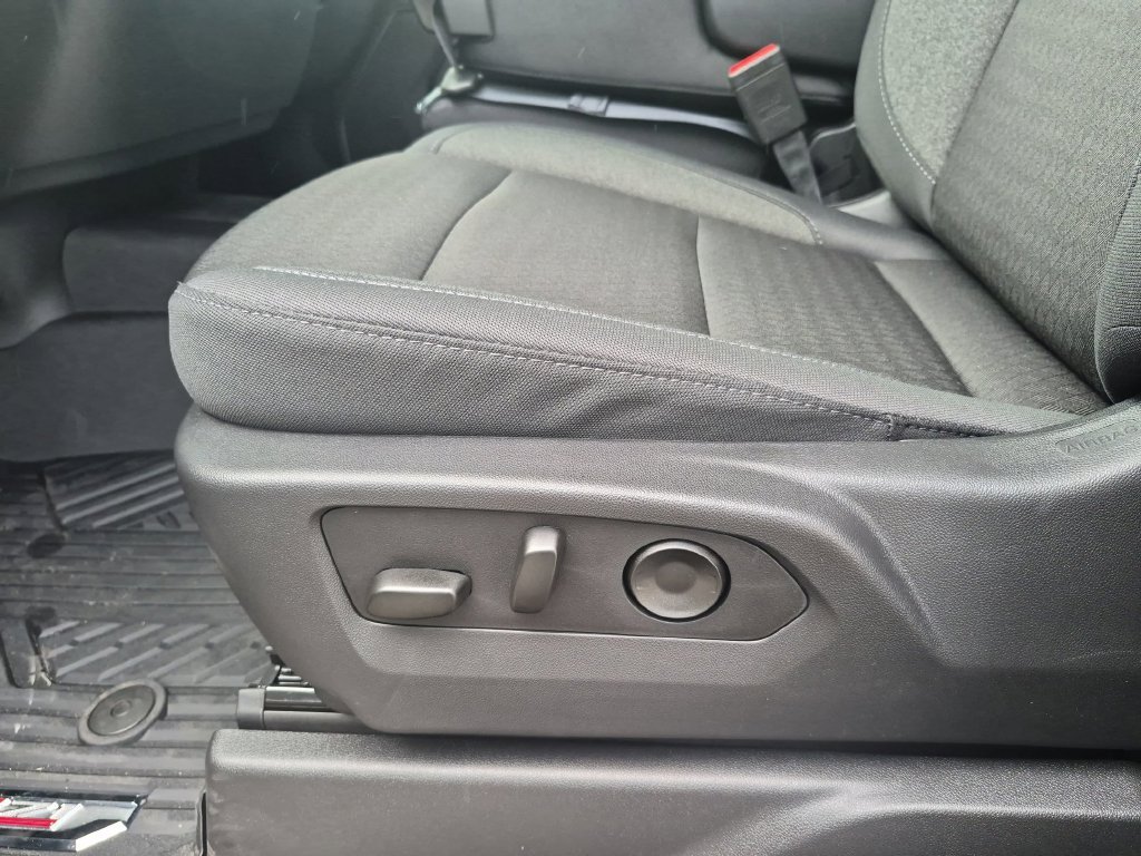 New 2026 Sterling Gray Metallic Chevrolet LT image 20