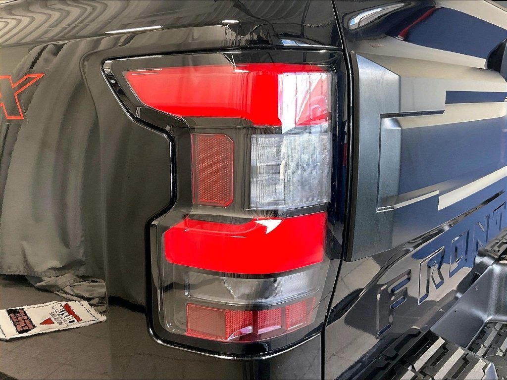 Used 2025 Black Nissan PRO-4X image 34