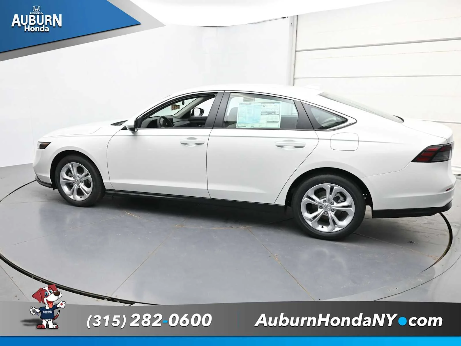 New 2026 Platinum White Pearl Honda LX image 18