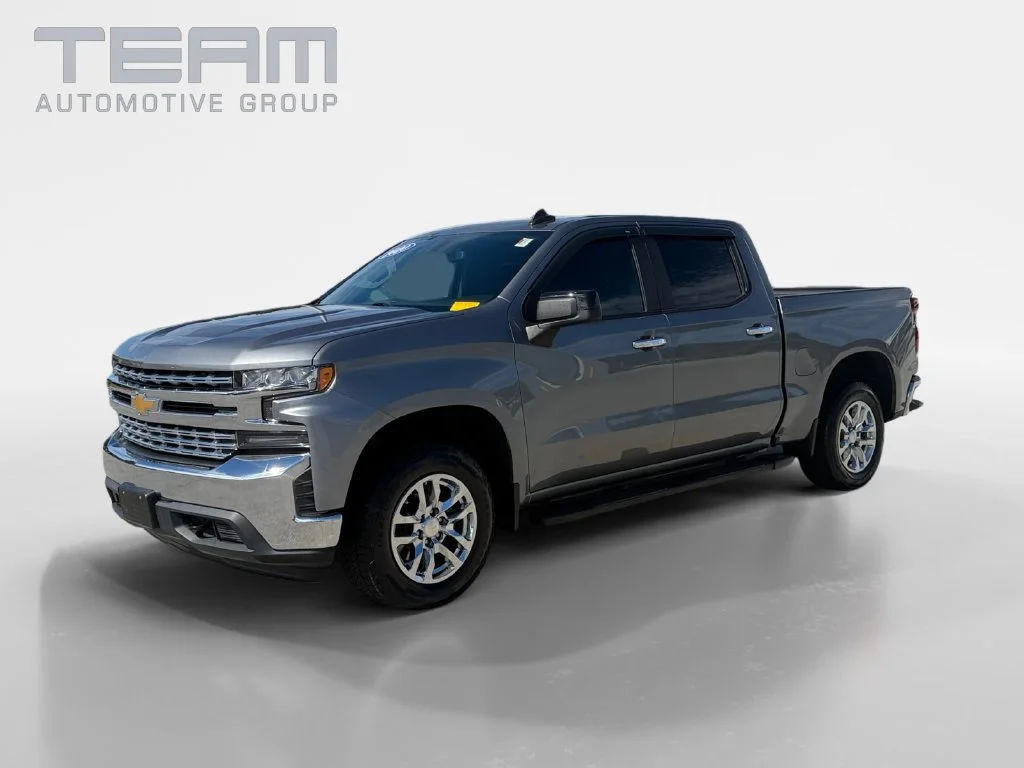 Used 2020 SATIN STEEL METALLIC Chevrolet LT image 3