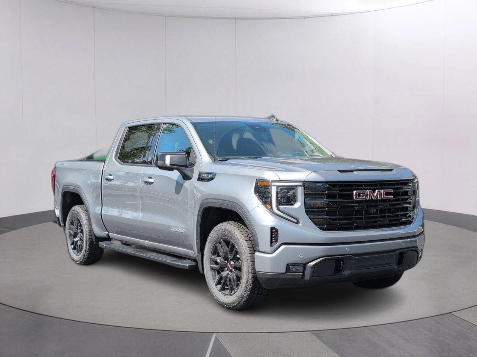New 2026 Sterling Metallic GMC Elevation image 9