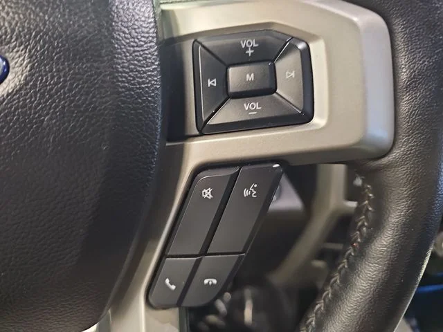 Used 2020 Gray Ford Lariat image 18