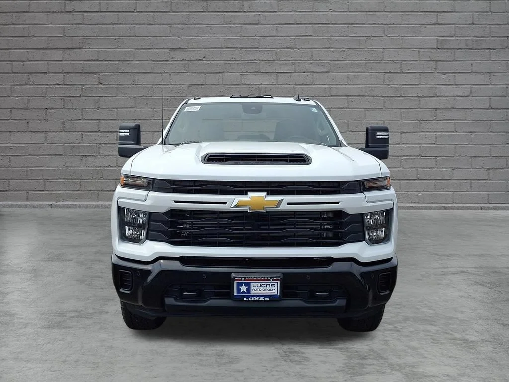 New 2026 Summit White Chevrolet Custom image 2