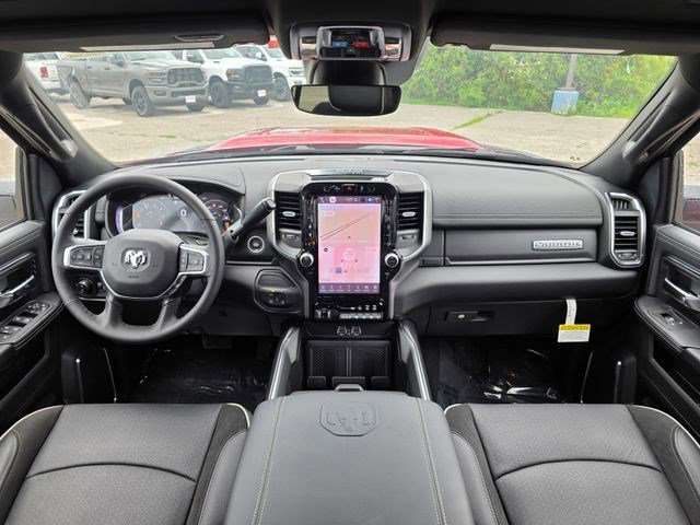New 2026 Molten Red Pearl-Coat Exterior Paint RAM Laramie image 18