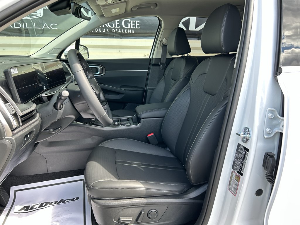 New 2026 Glacial White Pearl Kia EX image 11