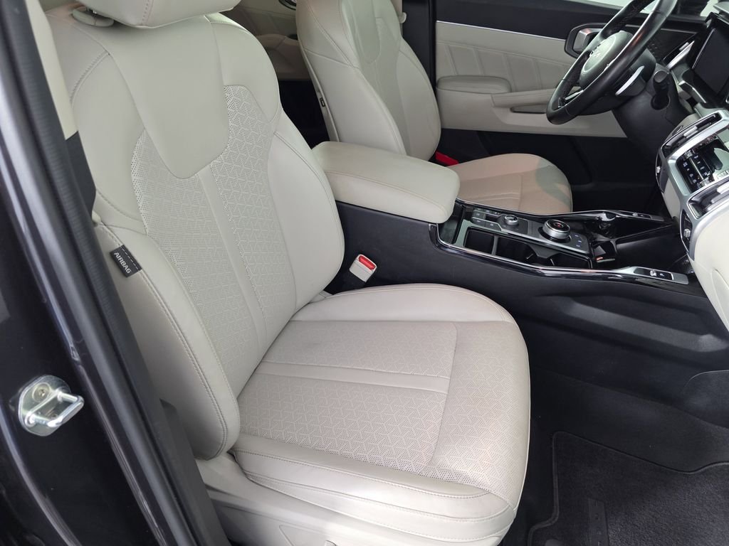 Used 2022 Gray Kia SX image 39