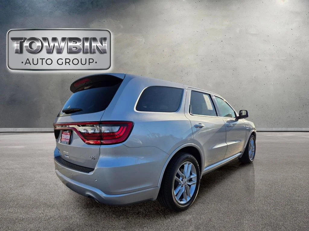 Used 2025 Silver Dodge R/T image 4