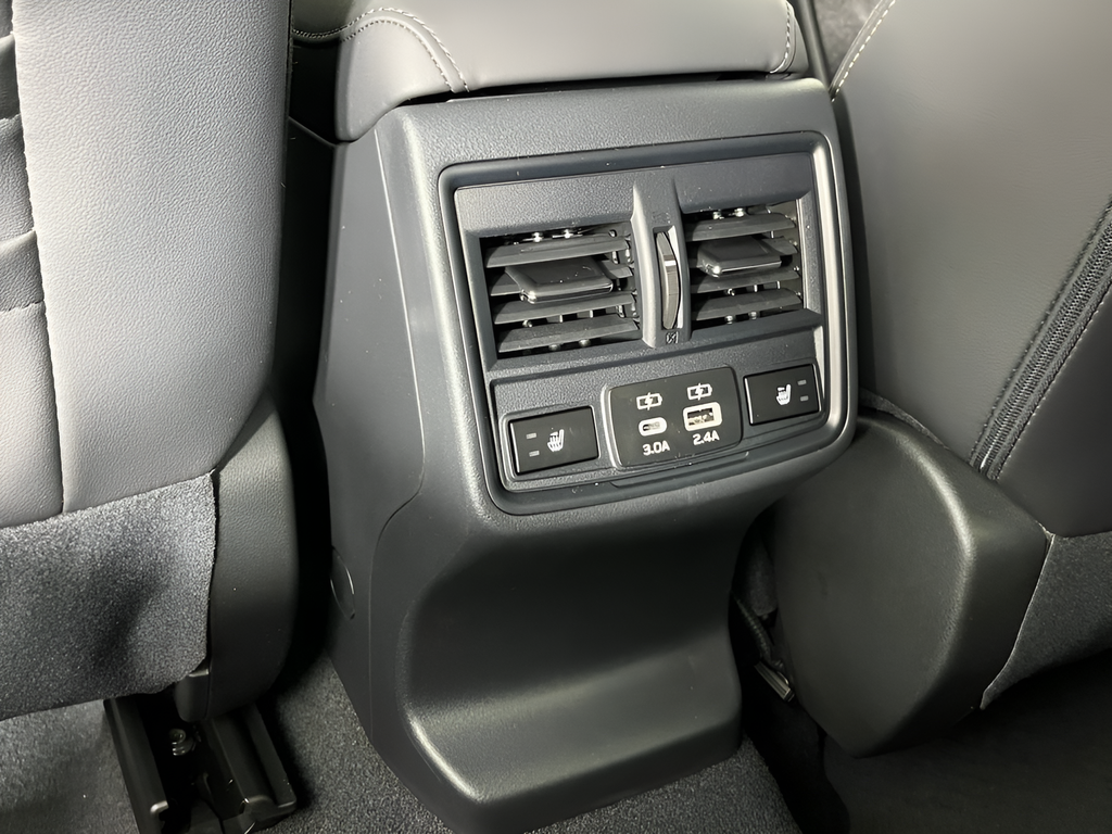 2026 Subaru Outback Limited - Photo 22
