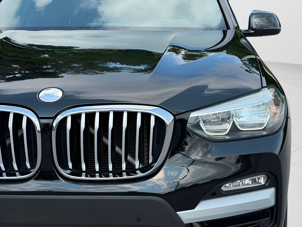 Used 2019 Black BMW sDrive30i image 25