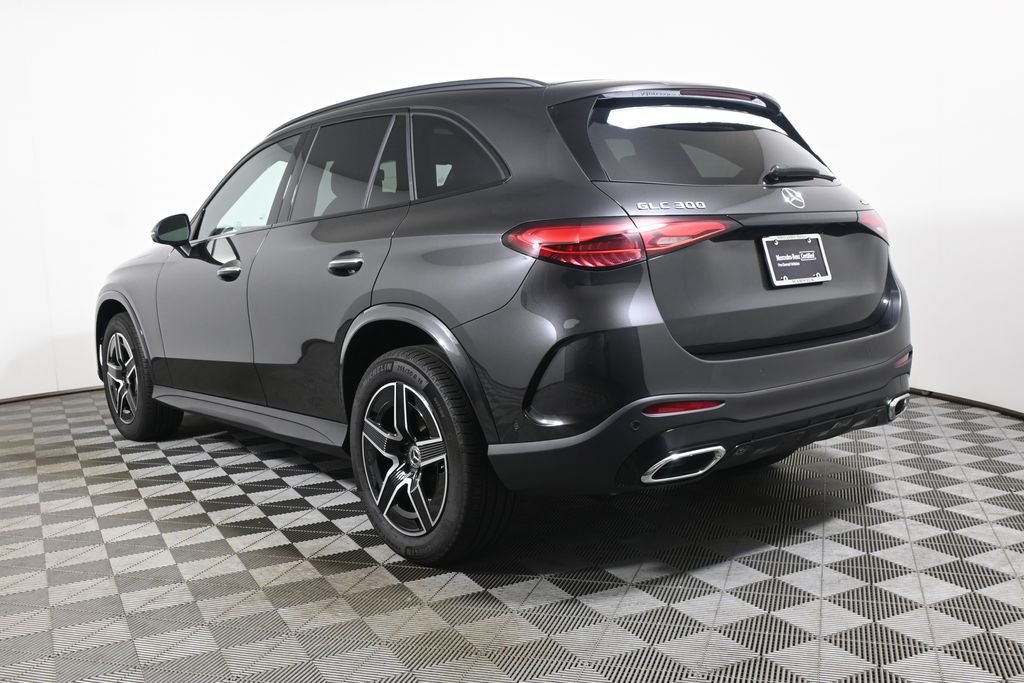 Certified Used 2026 Graphite Gray Metallic Mercedes-Benz GLC 300 image 5