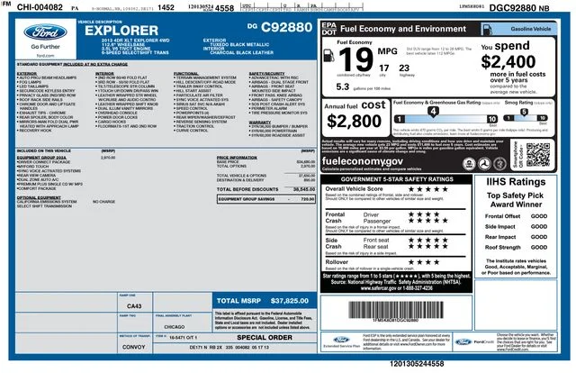 Used 2013 Tuxedo Black Metallic Ford XLT image 14