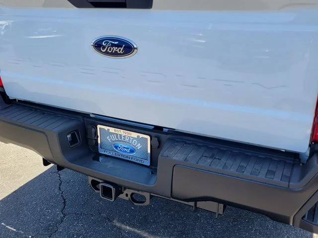 New 2026 Oxford White Ford XL image 7