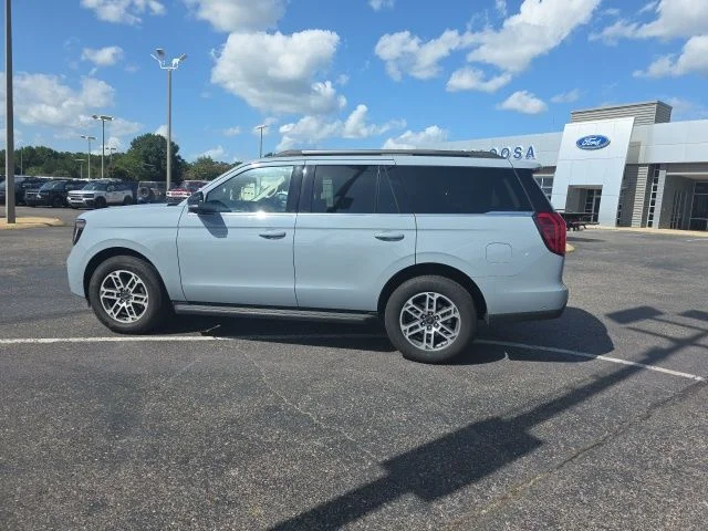 Used 2025 Gray Ford Active image 6