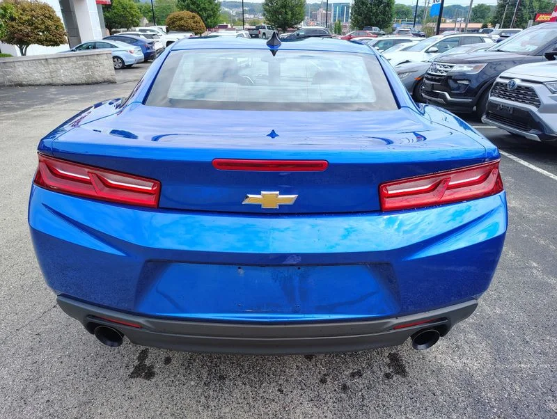 Used 2018 Blue Chevrolet 1LT image 5