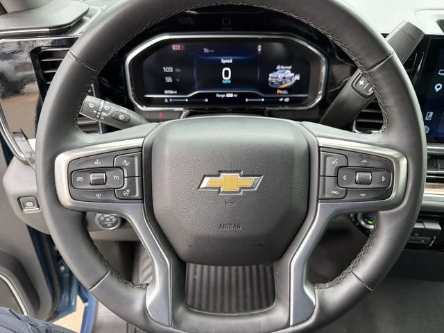 Used 2025 Blue Chevrolet LT image 16