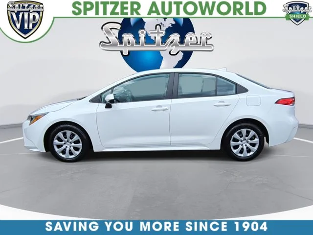 Used 2023 White Toyota LE image 5
