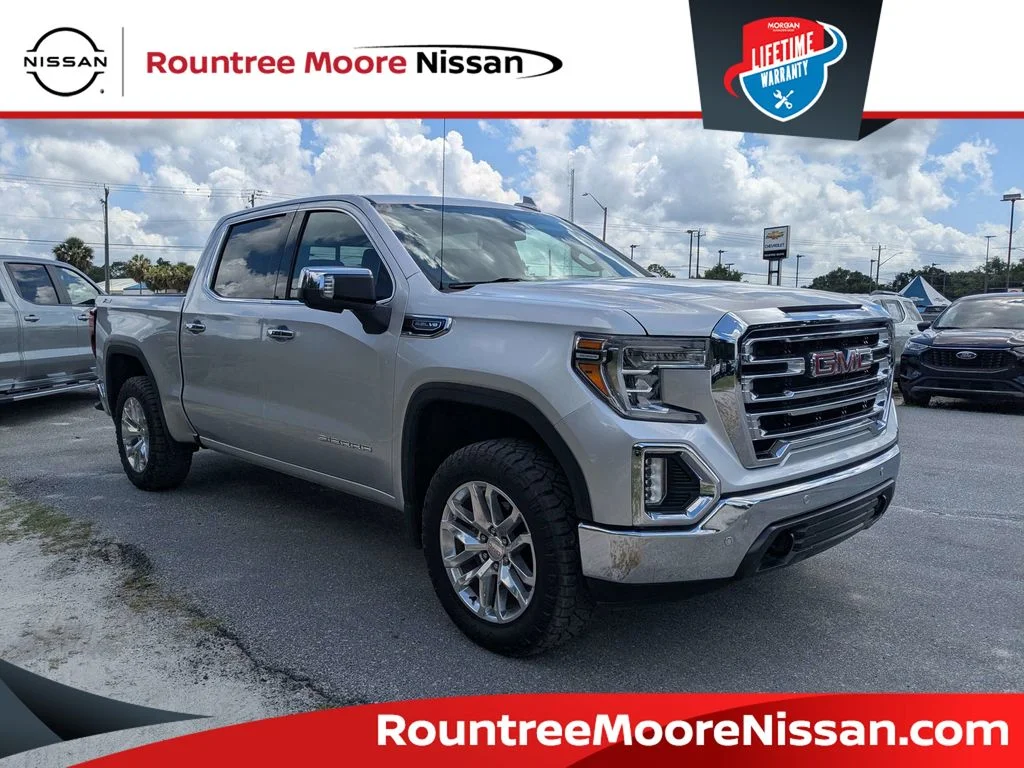 2019 GMC Sierra 4WD Crew Cab Short Box SLT's photo