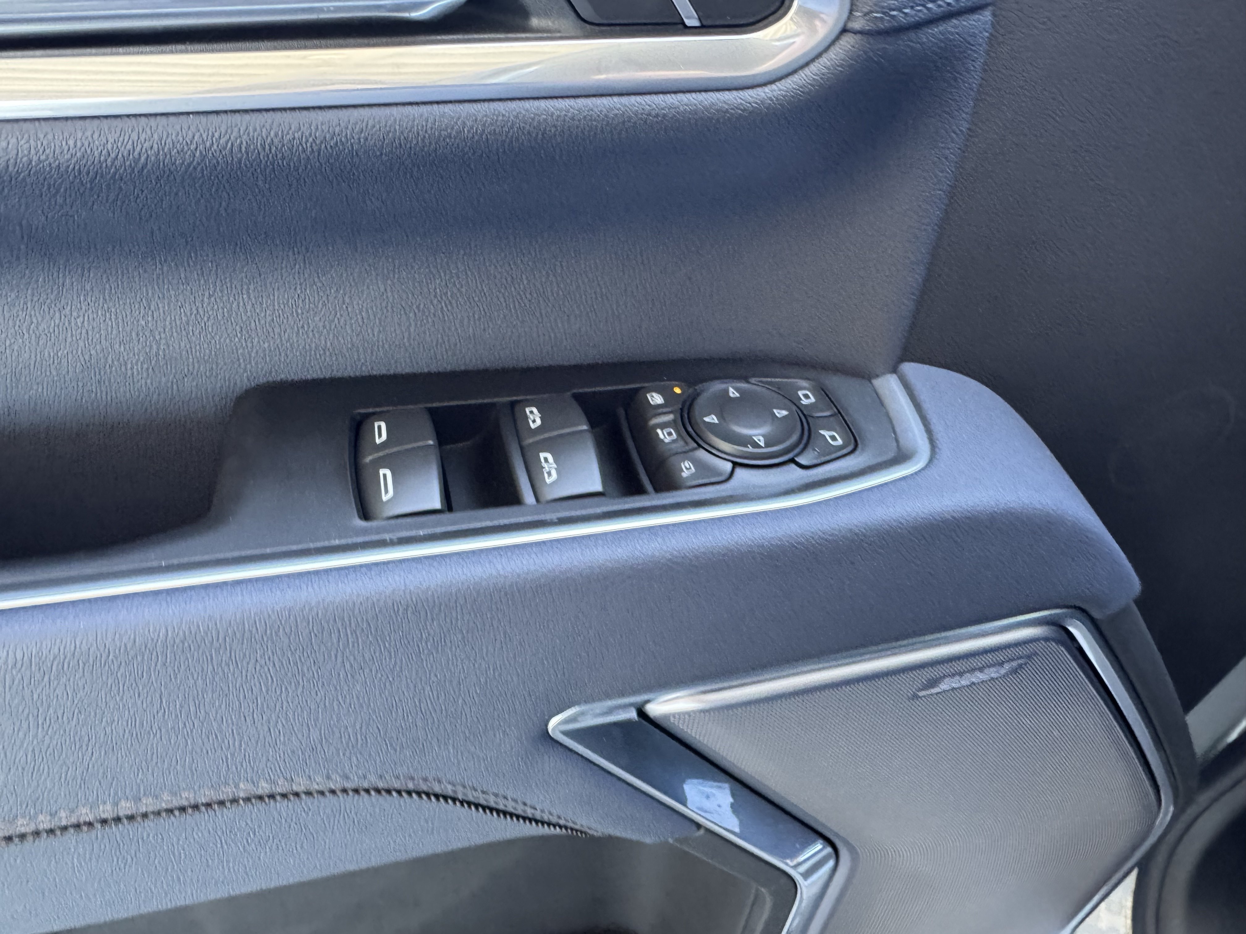 New 2026 Sterling Gray Metallic Chevrolet High Country image 22