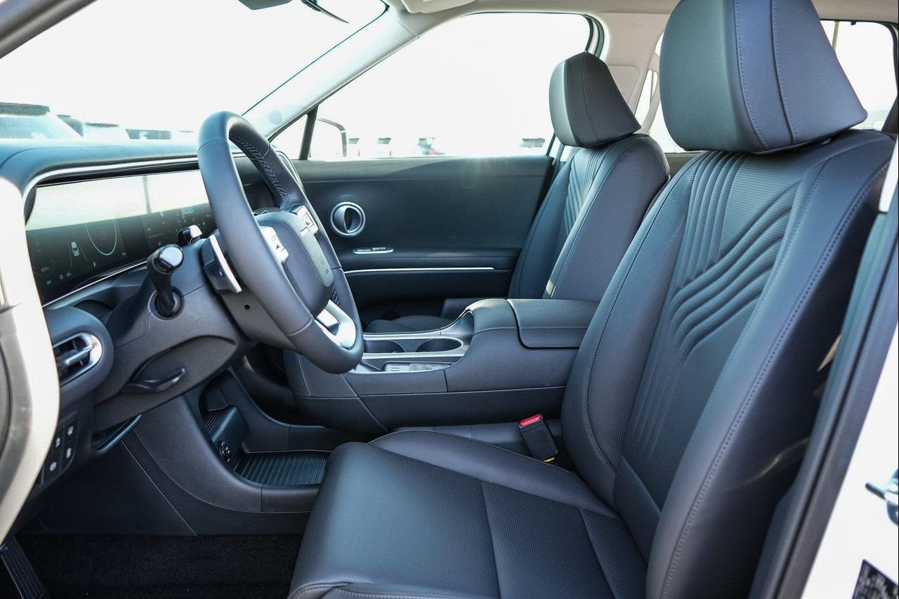 New 2026 White Hyundai SEL Premium image 46