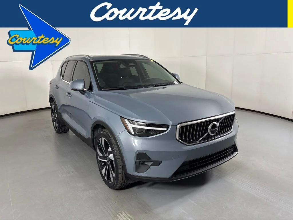 2023 Volvo XC40