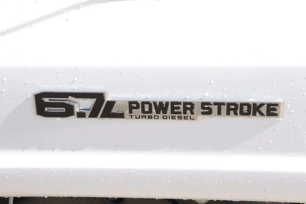 New 2026 Oxford White Ford F-550® XL image 19