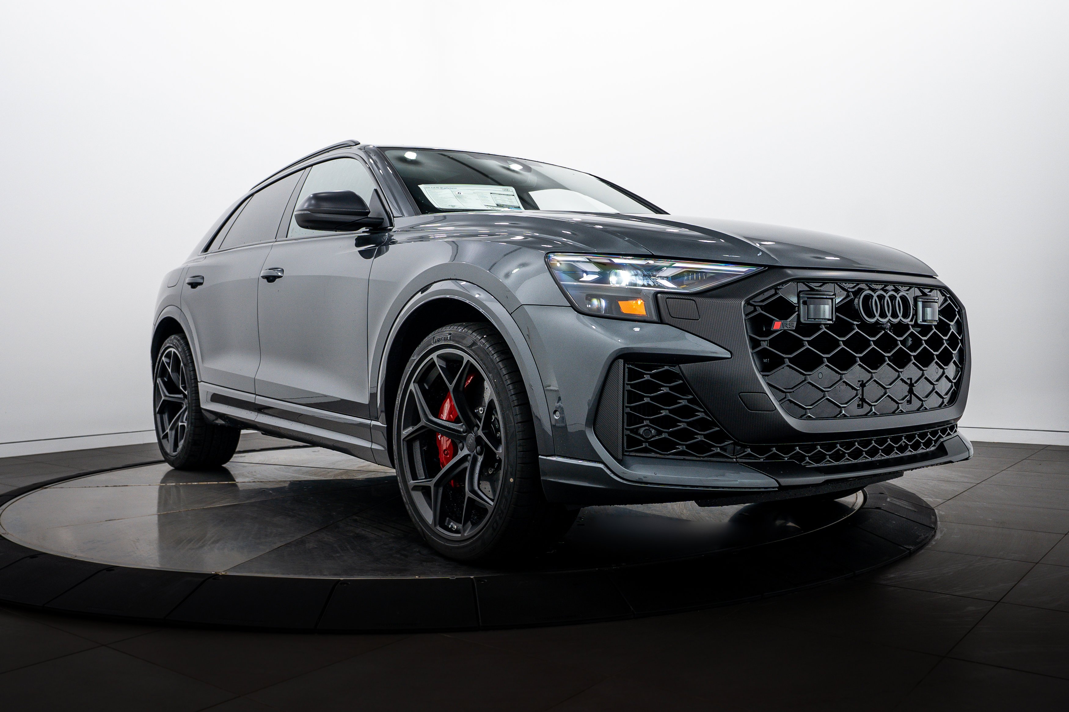 2026 Audi RS Q8 -'s photo