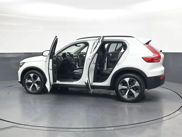 Used 2023  Volvo Ultimate image 40