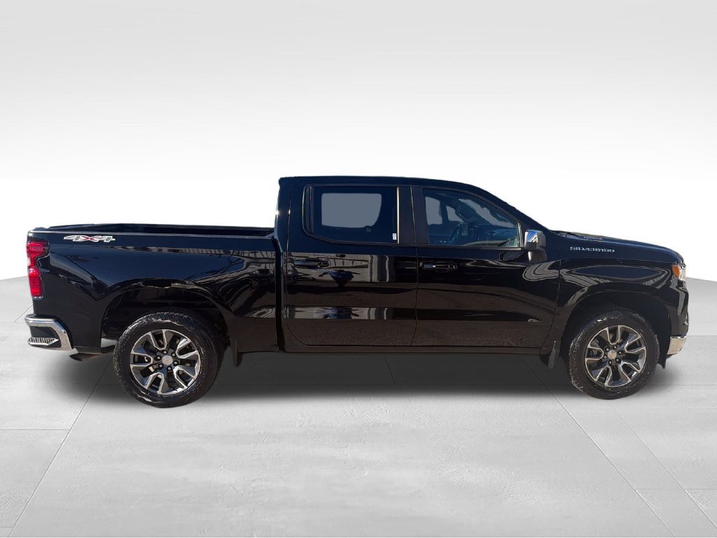 Used 2024 Black Chevrolet LT image 6