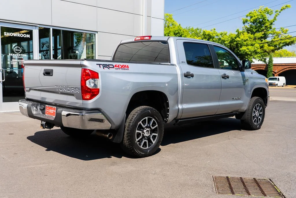 Used 2017 Silver Toyota SR5 image 6
