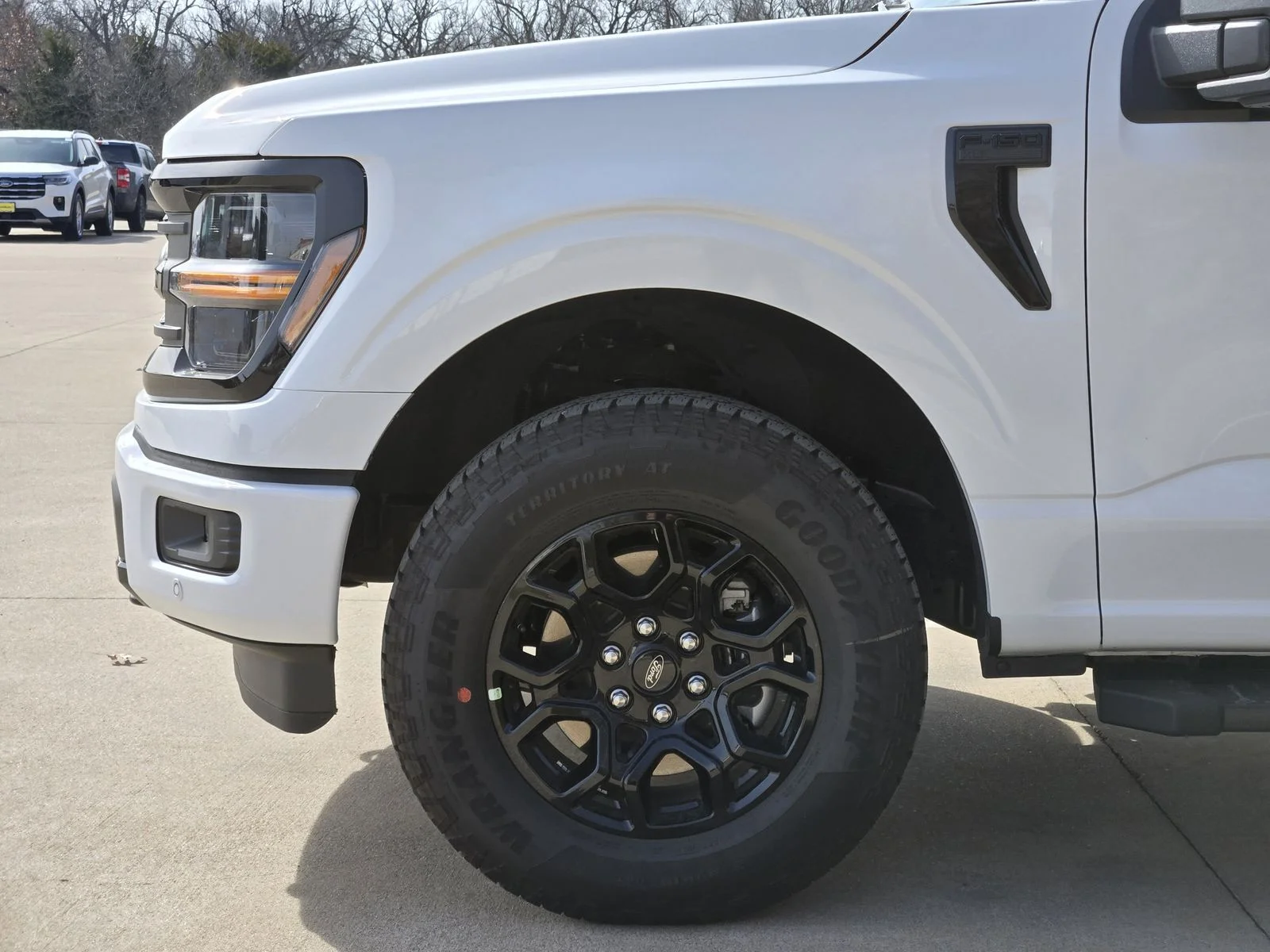 New 2026 Oxford White Ford XLT image 6